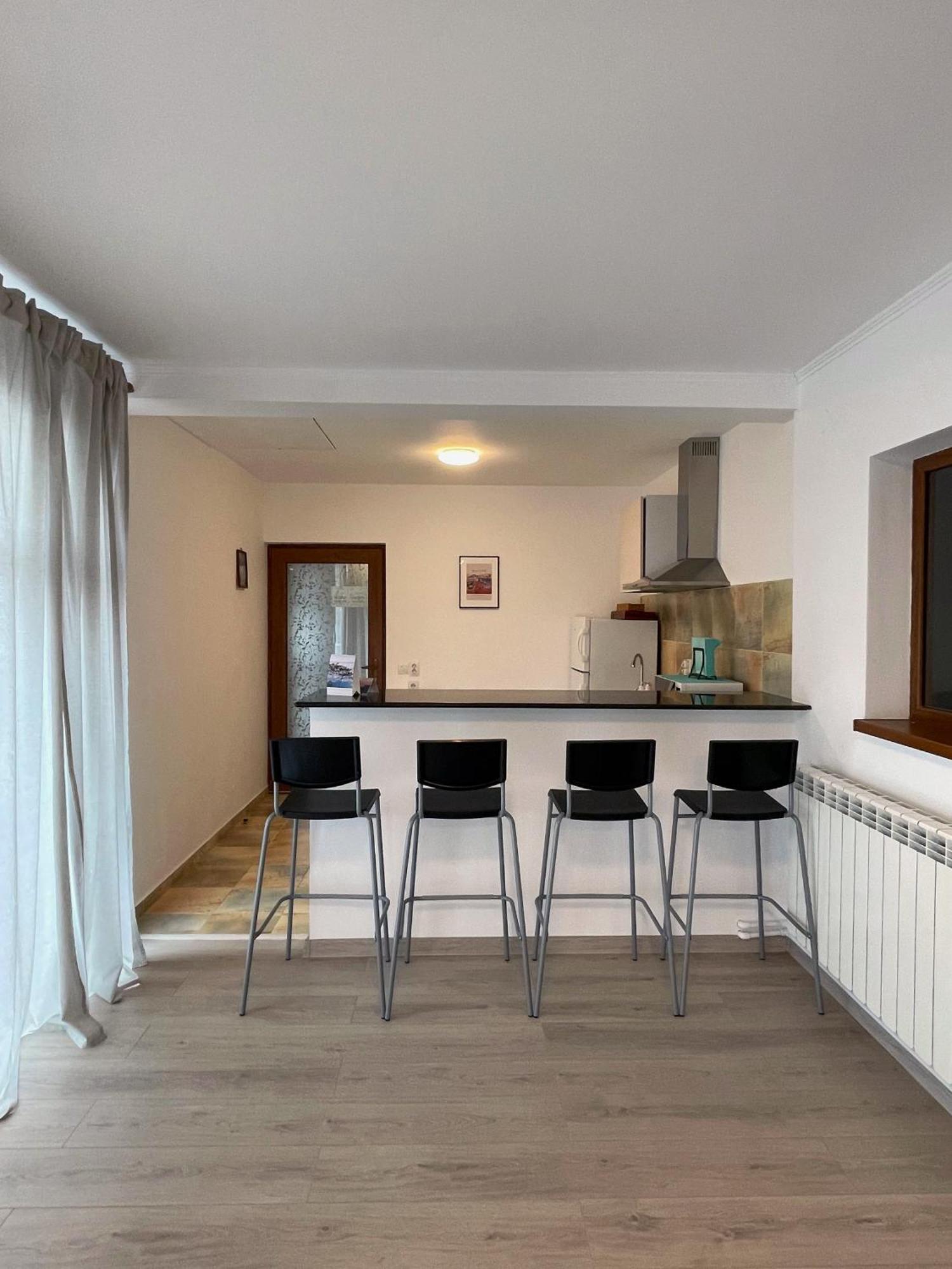 Apartament La Terrasse Sarichioi Екстер'єр фото